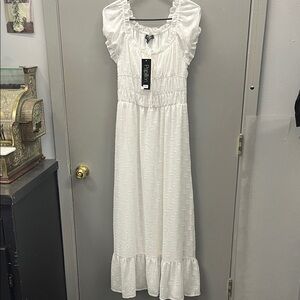 Papillon Blanc White Textured Midi Dress—Make an OFFER